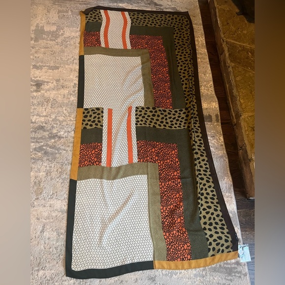 Mia Reid Winding River Equestrian Scarf - Picture 3 of 3